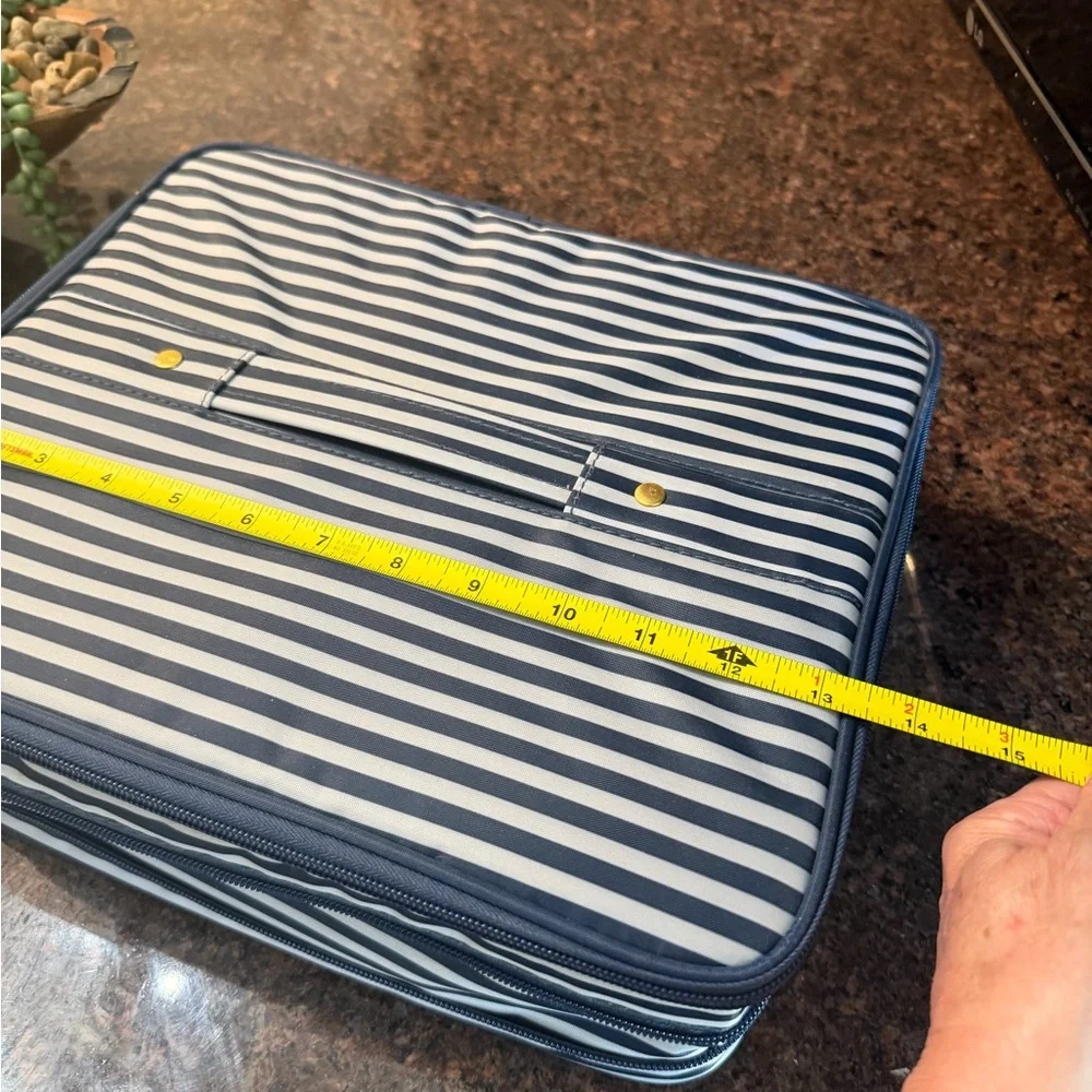 Striped Navy and White Jewelry/makeup Storage Case with Removable Dividers NEW